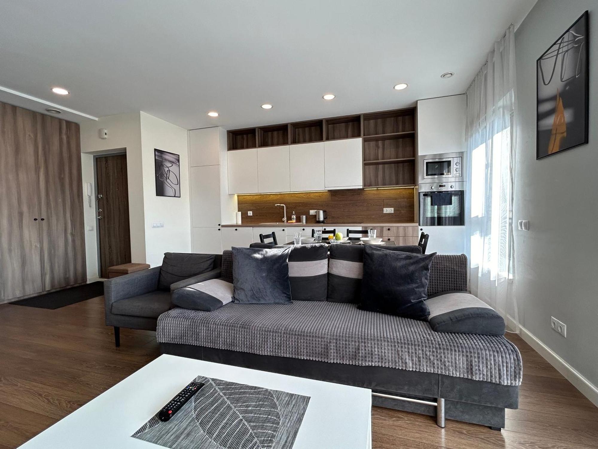 Your Home - Spacious Apartment In City Center, With Balcony & Self Check-In VNO Exteriér fotografie