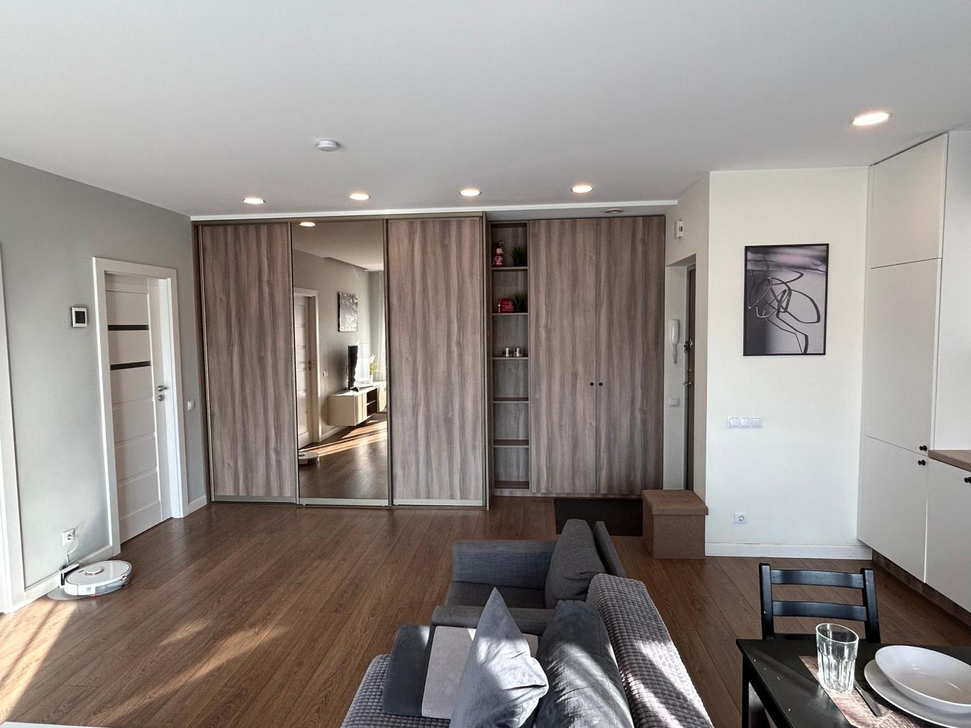 Your Home - Spacious Apartment In City Center, With Balcony & Self Check-In VNO Exteriér fotografie
