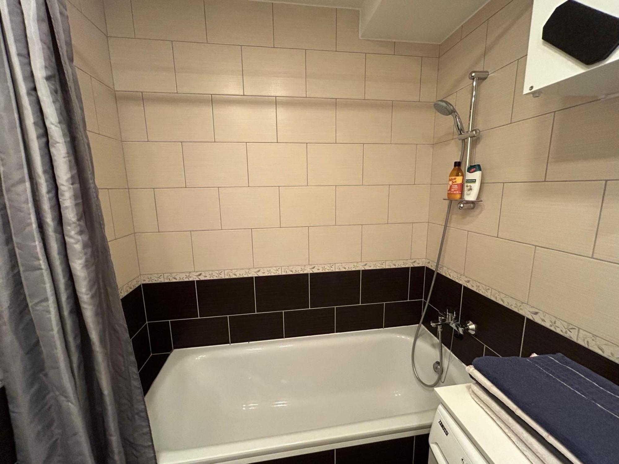 Your Home - Spacious Apartment In City Center, With Balcony & Self Check-In VNO Exteriér fotografie